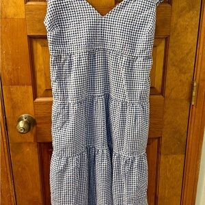 Old Navy Blue and Cream Knit Top